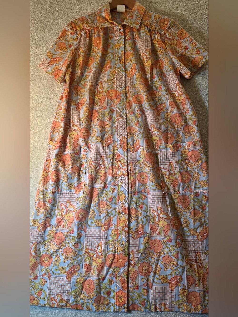 Vintage Orange Floral Button-Front Nightgown